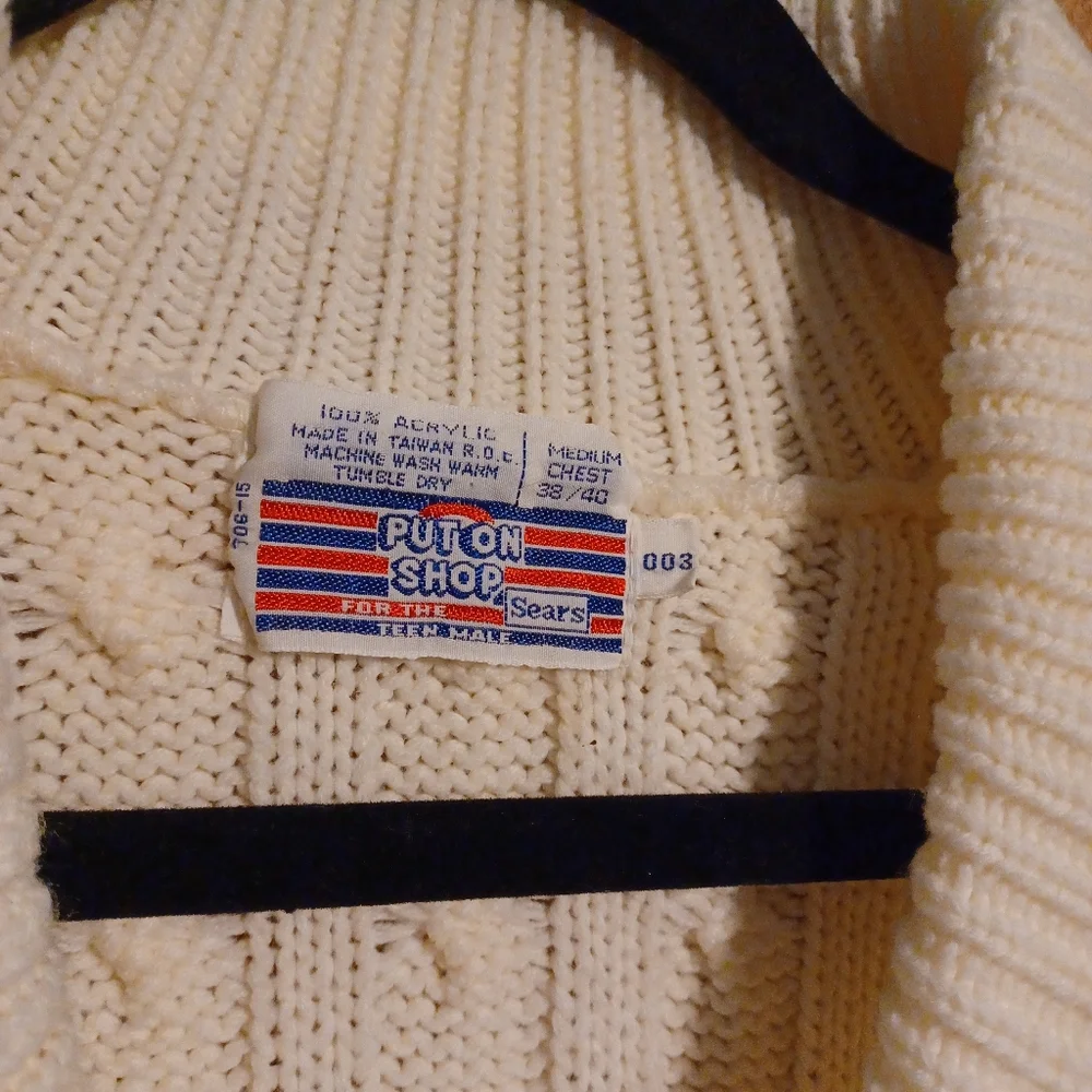 Vintage white cardigan sweater men's medium - Picture 3 of 6